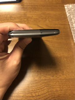 Sharp Aquos zero2
