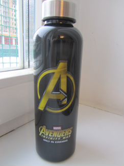 Коллекционная бутылка для воды новая