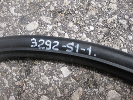 Уплотнительная резинка люка крыши Scania