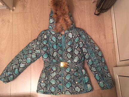 Куртка в отличном состоянии