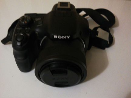 Компактный фотоаппарат