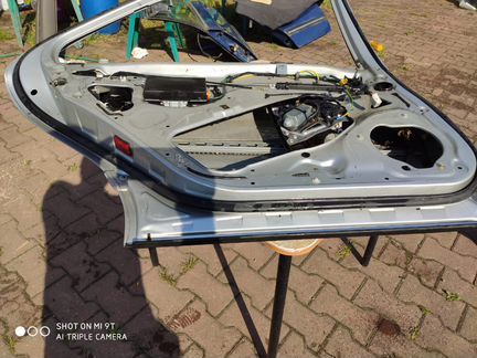 Дверь правая задняя Mercedes-Benz W220