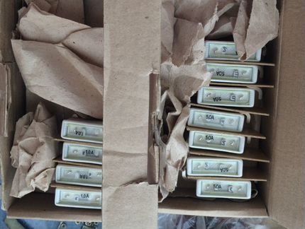 Предохранитель банановый, пн, разные номиналы