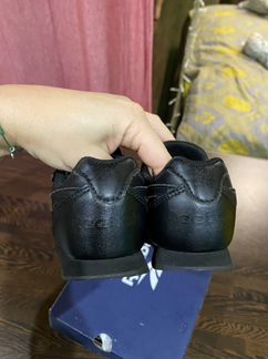 Кроссовки Reebok