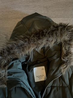 Пальто Zara 5-7 лет 116