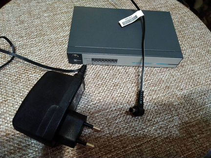 Коммутатор, (switch), Свич. HP 1410-8 Switch