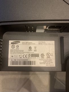 Монитор Samsung 22 дюйма