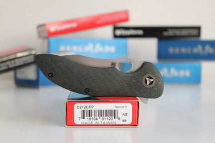 Нож Spyderco Magnitude C212CFP