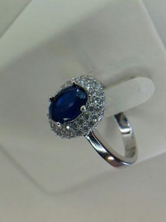 Серебро 925 пробы,Кольцо с Кианитом и Цирконами