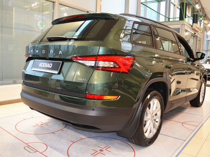 Skoda Karoq 1.4 AT, 2020