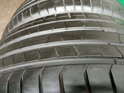 225/40R20 Pirelli Pzero PZ4 (RFT)