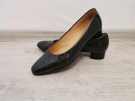 Туфли лакированные