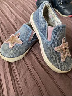 3 пары обуви