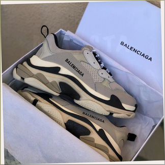 Кроссовки на высокой подошве