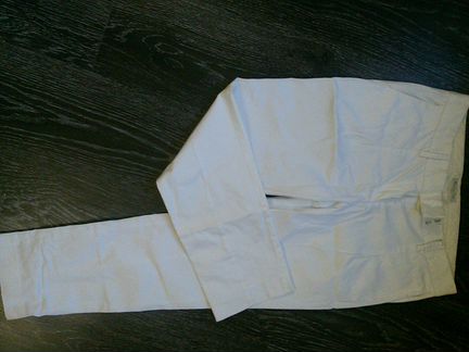 Идеальные белые брюки Massimo Dutti