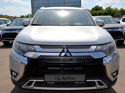 Mitsubishi Outlander 2.4 CVT, 2020