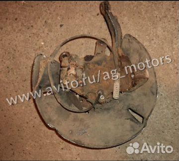 Поворотный кулак левый передний bmw e38