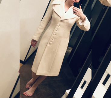 Пальто бежевое, женское