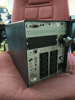 Ибп APC SmartUps 1000