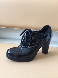 Ботильоны лаковые Италия 37 р