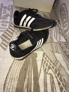 Кроссовки Adidas