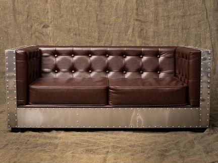 Кожаный Диван лофт Boxy Chair Авиатор из металла