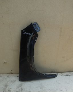 Крыло переднее правое Volkswagen Tiguan 11-16 г. в