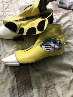 Женские ботинки