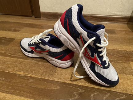 Кроссовки Forward Mizuno сборной России