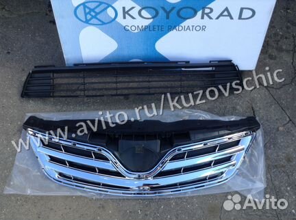 Решетка бампера радиатора Тойота Королла е150