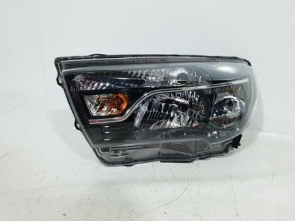 Фара левая Лада Веста