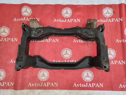 Подрамник передний Mercedes W210 S210 M112.914 2.4
