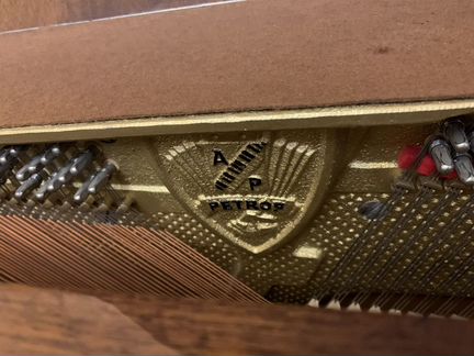 Пианино Петрофф