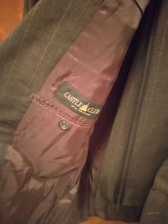 Костюм новый, шапка новая