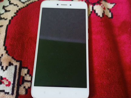Телефон Xiaomi Redmi 5A