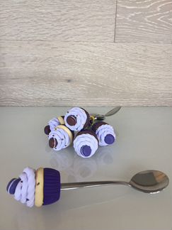 Ложки с десертом