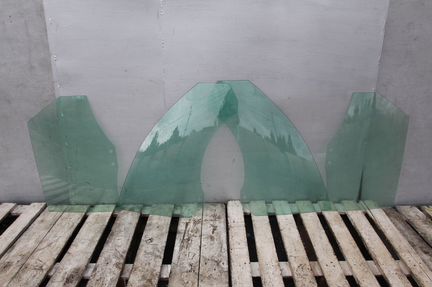 Стекло двери Audi A4 A5 A6