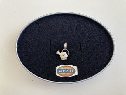 Новый шарм с позолотой Fossil 