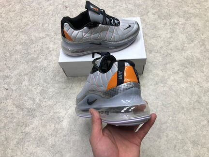 Кроссовки Nike