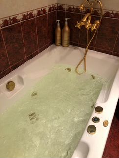 Ванна джакузи