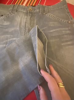 Джинсы Hugo Boss