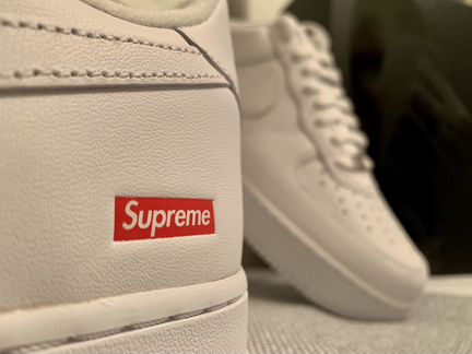 Nike x Supreme Air Force 1 Low White