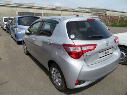 Toyota Vitz 1.0 CVT, 2017, 62 000 км