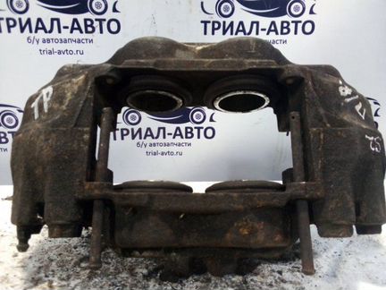 Суппорт передний правый Toyota Prado 120 2004-2009
