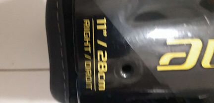 Щитки хоккейные 11 размер