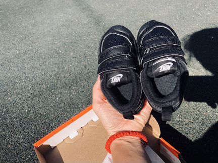 Кроссовки nike pico 5, размер c6 5.5uk 22eur 12cm