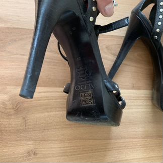 Босоножки Aldo