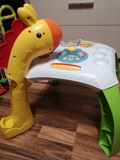 Развивающий столик fisher price