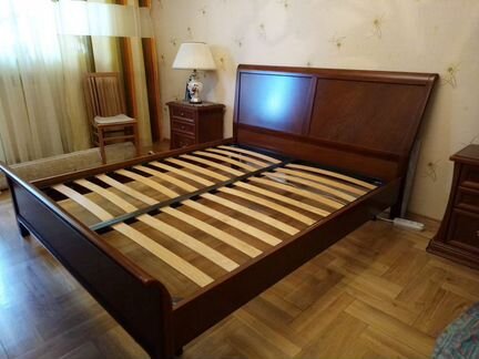 Кровать - мдф и дерево (Италия)