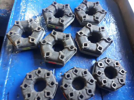 Бмв Е23 Е28 Е30 Е12 Е21 эластичная муфта